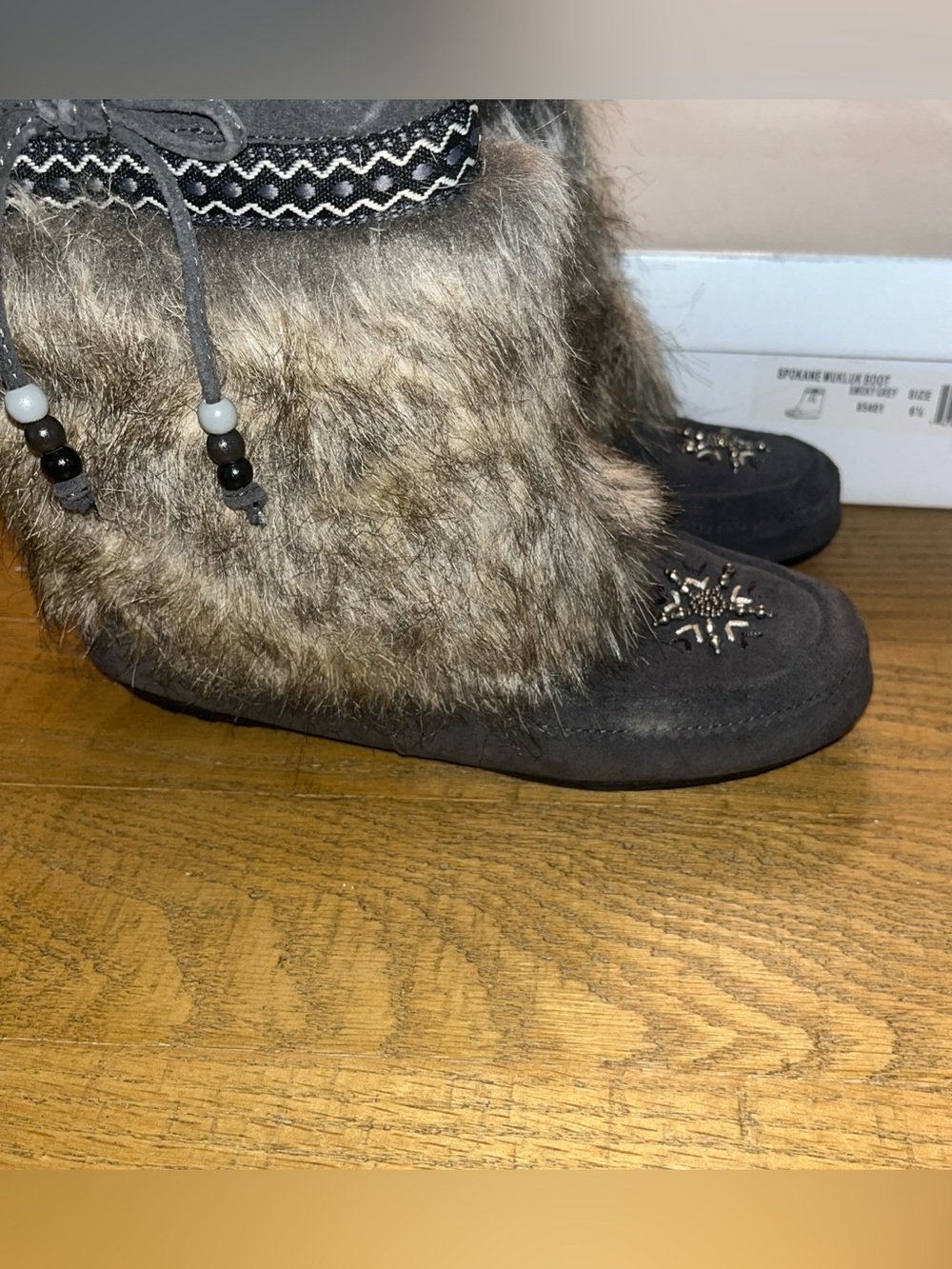 Minnetonka Suede & Faux Fur Ankle Boots Moccasins Gray Sz 6.5